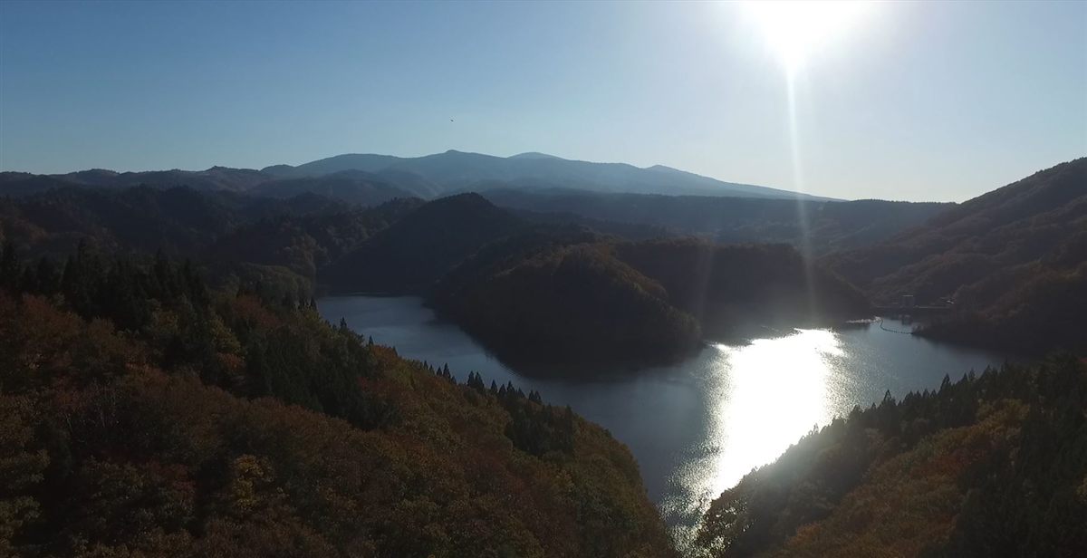 太平湖の空撮 — Instagramへ